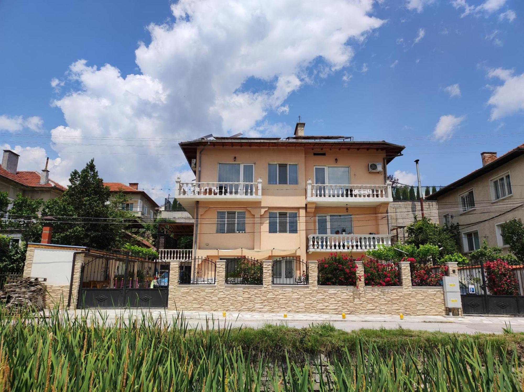 Family Hotel Velevi Velingrad Esterno foto